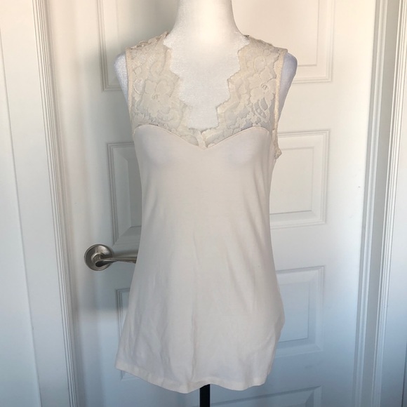 H&M Cream Lace Top - Picture 1 of 3